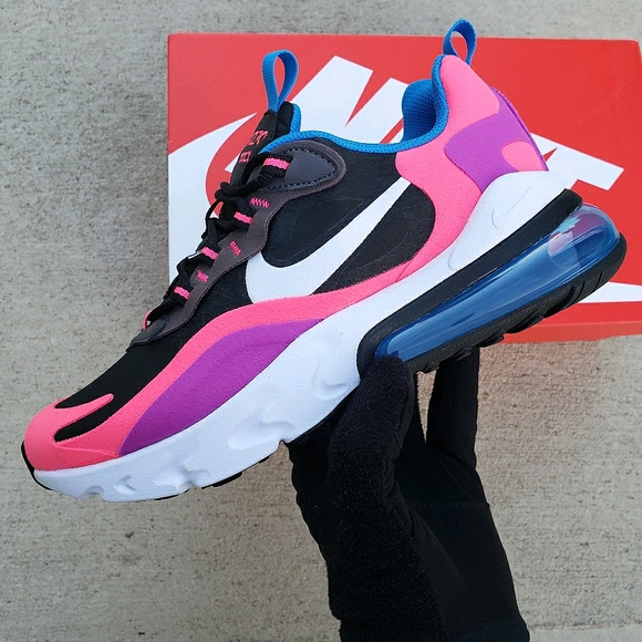 womens nike 270 react black and white